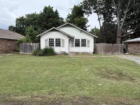 2405 S Cypress, Pine Bluff, AR 71603