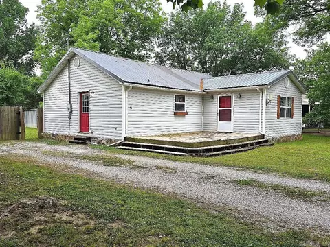 50 Charles St, Oil Trough, AR 72564