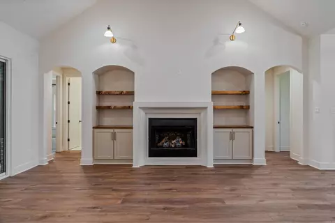 Living - 3061 Avilla Manor Trl, Alexander, AR 72002 photo 6 of 6