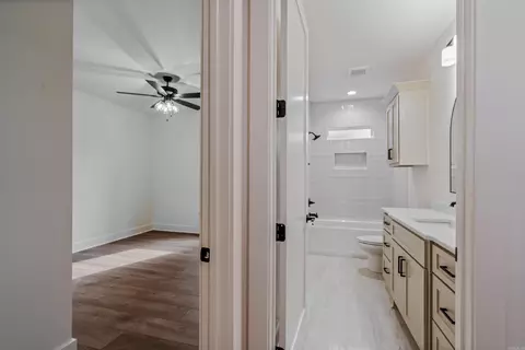 Entry Way - 3061 Avilla Manor Trl, Alexander, AR 72002 photo 5 of 6