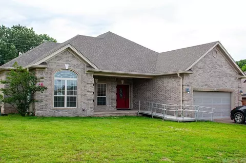 7 Talladega Dr, Cabot, AR 72023