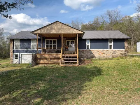 4795 Heber Springs Rd, Locust Grove, AR 72550
