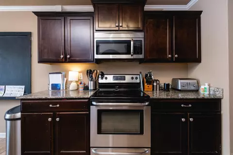 Kitchen - 115 Harvick Cir, Cabot, AR 72023 photo 2 of 2
