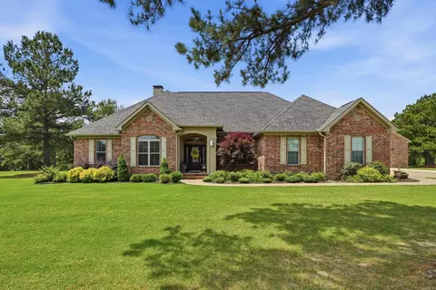 5603 Shore Dr, Hensley, AR 72065