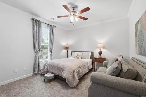 Bedroom - 5603 Shore Dr, Hensley, AR 72065 photo 3 of 4