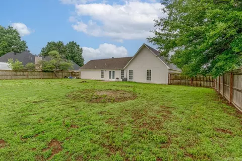 Exterior - 504 Honeysuckle Ln, Trumann, AR 72472 photo 7 of 10