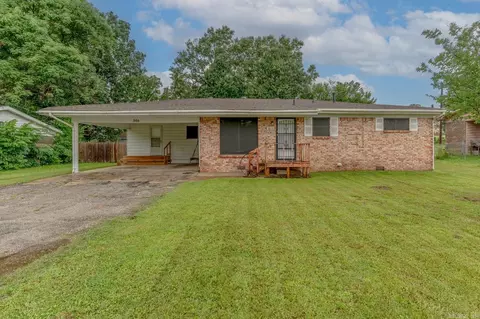 306 Walnut Dr, Paragould, AR 72450