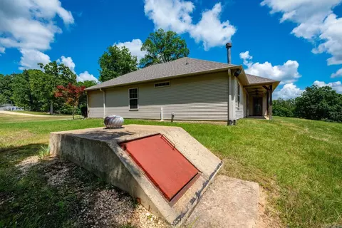 Exterior - 4951 Dixie Ln, Benton, AR 72019 photo 3 of 6