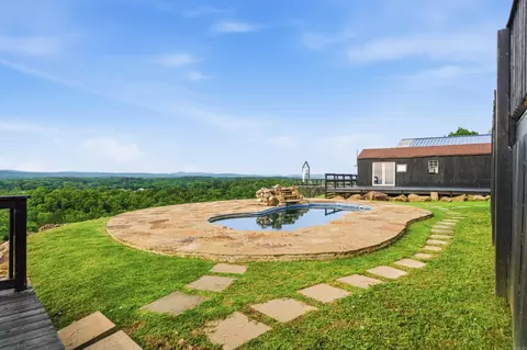 Exterior - 115 E Hawkview Pl, Royal, AR 71968 photo 8 of 10