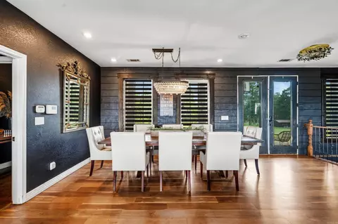 Dining - 115 E Hawkview Pl, Royal, AR 71968 photo 1 of 2