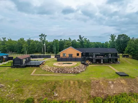 Exterior - 115 E Hawkview Pl, Royal, AR 71968 photo 9 of 10