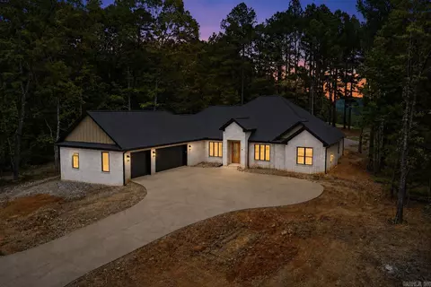 81 Elcano Dr, Hot Springs Village, AR 71909