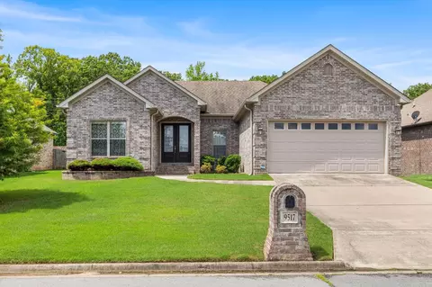 9517 Meadow Valley Dr, Sherwood, AR 72120