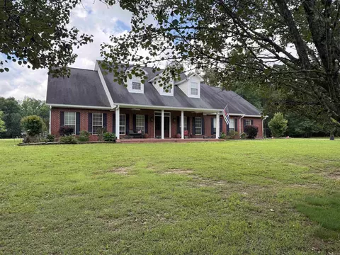 134 W Little Ln, White Hall, AR 71602