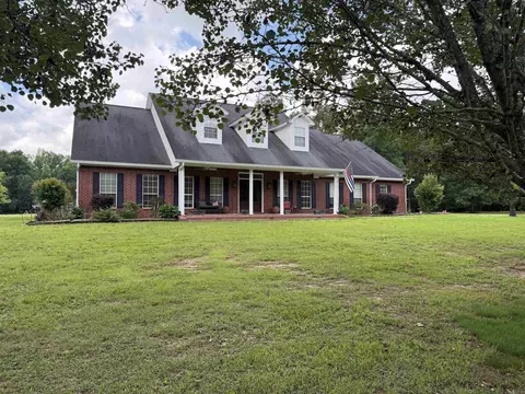 134 W Little Ln, White Hall, AR 71602