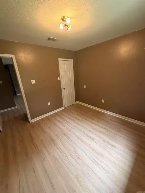Bedroom - 2575 Winchester Dr, Conway, AR 72032 photo 3 of 7