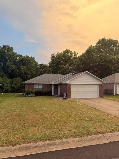 2575 Winchester Dr, Conway, AR 72032