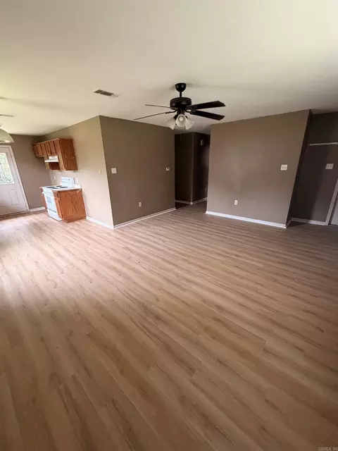 Living - 2575 Winchester Dr, Conway, AR 72032 photo 2 of 3