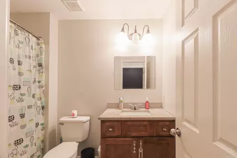 Bath - 1209 Dillon Dr, Trumann, AR 72472 photo 1 of 3