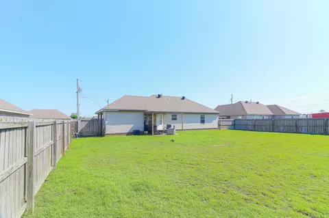 Exterior - 1209 Dillon Dr, Trumann, AR 72472 photo 9 of 10