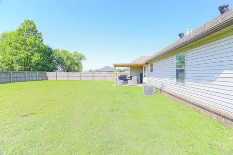 Exterior - 1209 Dillon Dr, Trumann, AR 72472 photo 7 of 10