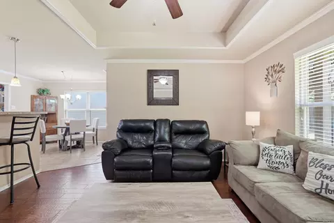 Living - 2700 Brighton Pl, Benton, AR 72015 photo 3 of 3