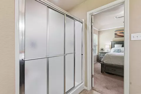 Bath - 2700 Brighton Pl, Benton, AR 72015 photo 2 of 4