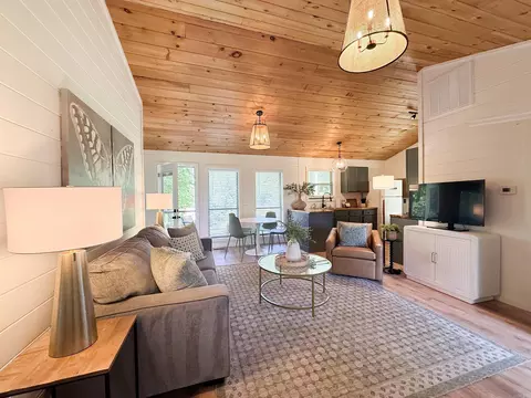 Living - 232 Double Bridge Loop, Mountain View, AR 72560 photo 2 of 4