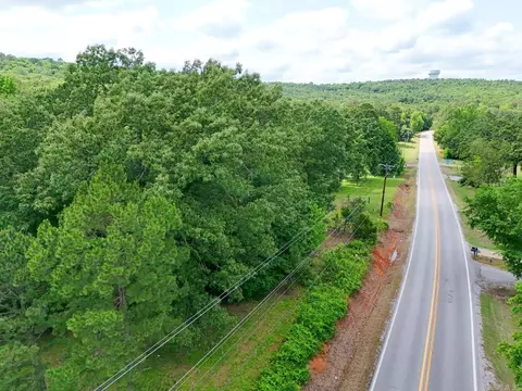 5 Gap Road, Batesville, AR 72501