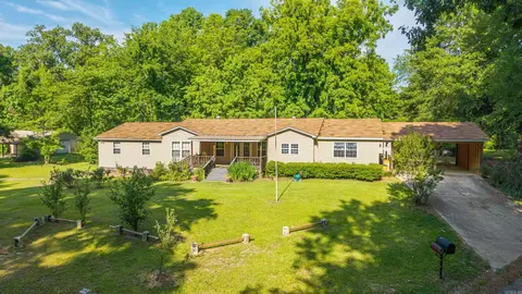 945 Snyder Rd, Arkadelphia, AR 71923