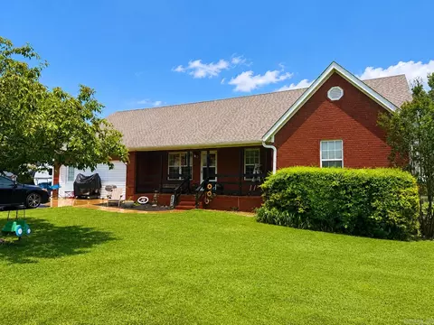 601 N 6th St, Marmaduke, AR 72443