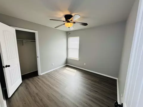 Bedroom - 103 Sunflower Ln, Beebe, AR 72012 photo 6 of 9