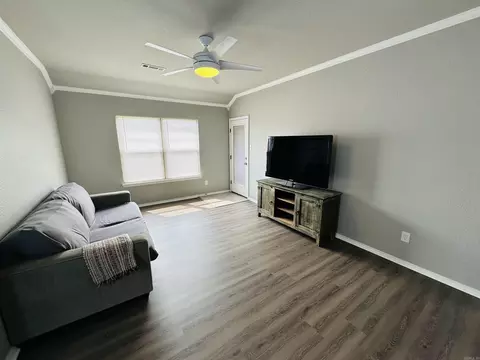 Living - 103 Sunflower Ln, Beebe, AR 72012 photo 3 of 4