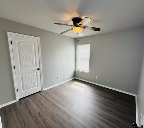 Bedroom - 103 Sunflower Ln, Beebe, AR 72012 photo 5 of 9
