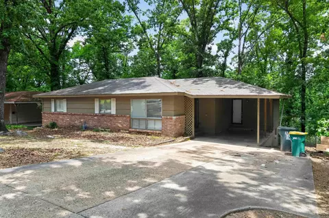 18 Westmont Cir, Little Rock, AR 72209