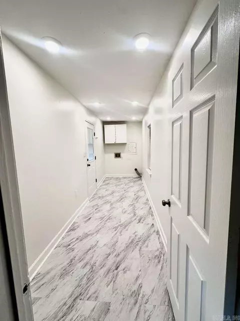 Entry Way - 2809 E Cleland Rd, Cabot, AR 72023 photo 1 of 1