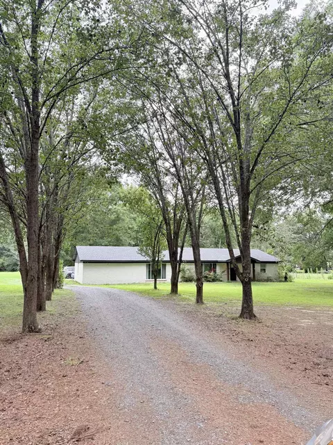 27 Pine Valley Rd, Bigelow, AR 72016