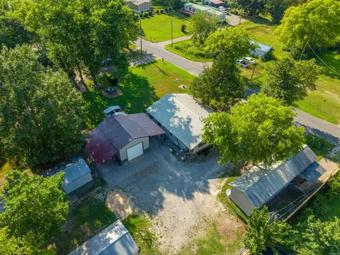 166168172176 Long Beach Dr, Hot Springs, AR 71913