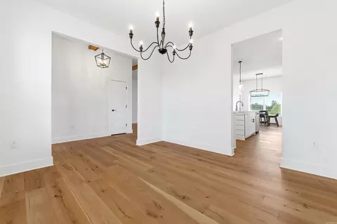 Dining - 10634 Gunter Loop, Benton, AR 72019 photo 4 of 4