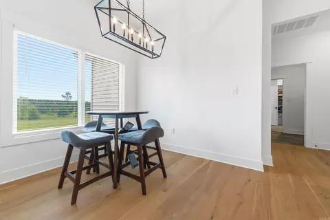 Dining - 10634 Gunter Loop, Benton, AR 72019 photo 2 of 4