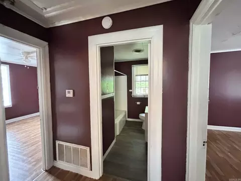 Entry Way - 1807 W 27th Ave, Pine Bluff, AR 71603 photo 1 of 1