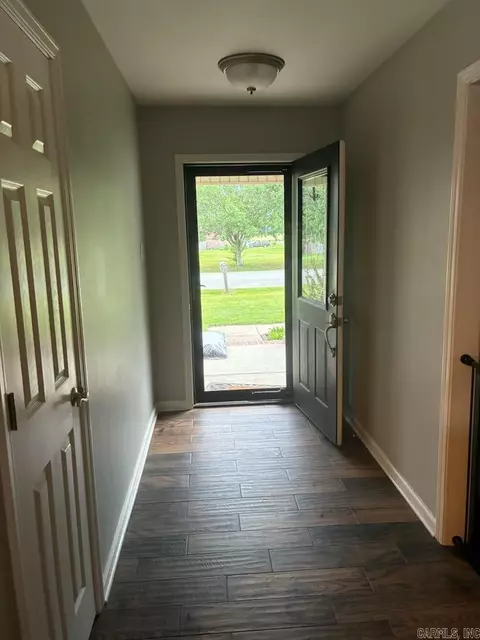 Entry Way - 116 Prairie Dr, Beebe, AR 72012 photo 1 of 2