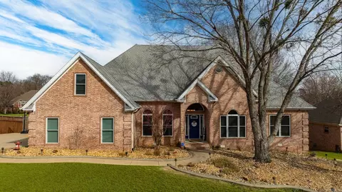 113 Mohawk Dr, Maumelle, AR 72113