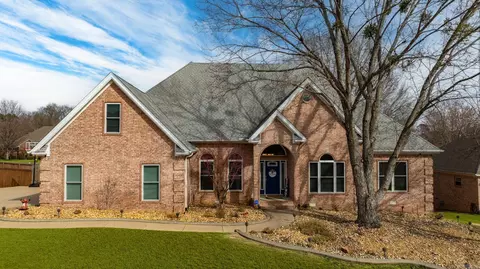 113 Mohawk Dr, Maumelle, AR 72113