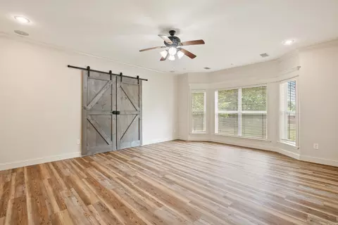 Living - 4223 Peeler Bend Rd, Benton, AR 72019 photo 8 of 8
