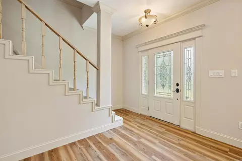 Entry Way - 4223 Peeler Bend Rd, Benton, AR 72019 photo 1 of 1