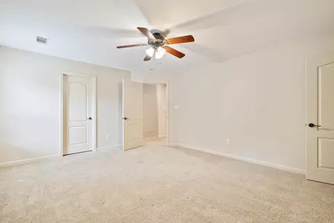 Bedroom - 4223 Peeler Bend Rd, Benton, AR 72019 photo 6 of 7