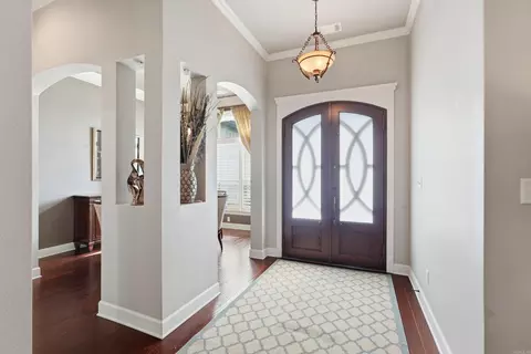 Entry Way - 3221 Robbins Dr, Bryant, AR 72022 photo 2 of 4