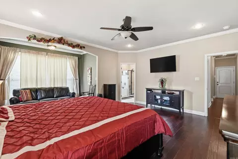 Bedroom - 3221 Robbins Dr, Bryant, AR 72022 photo 2 of 4