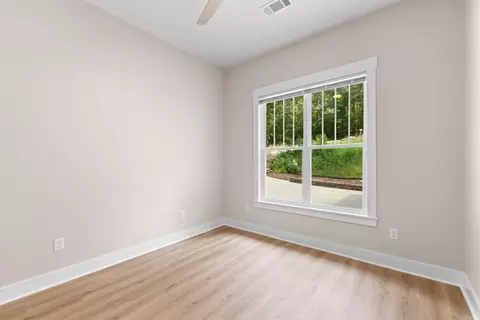 Bedroom - 624 Valhalla Dr, Edgemont, AR 72044 photo 1 of 7